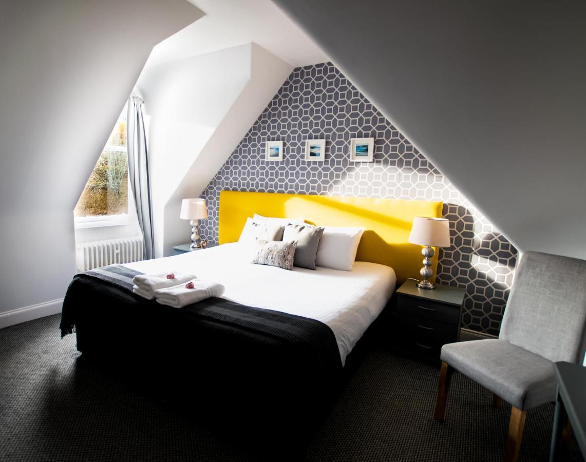 Mcinnes House Rooms With Breakfast Kingussie Exterior photo